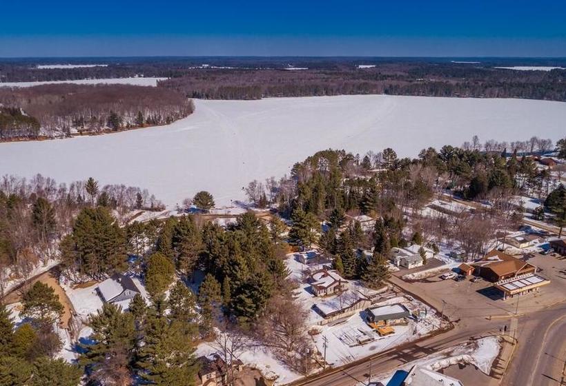 فندق Oneida Village Inn