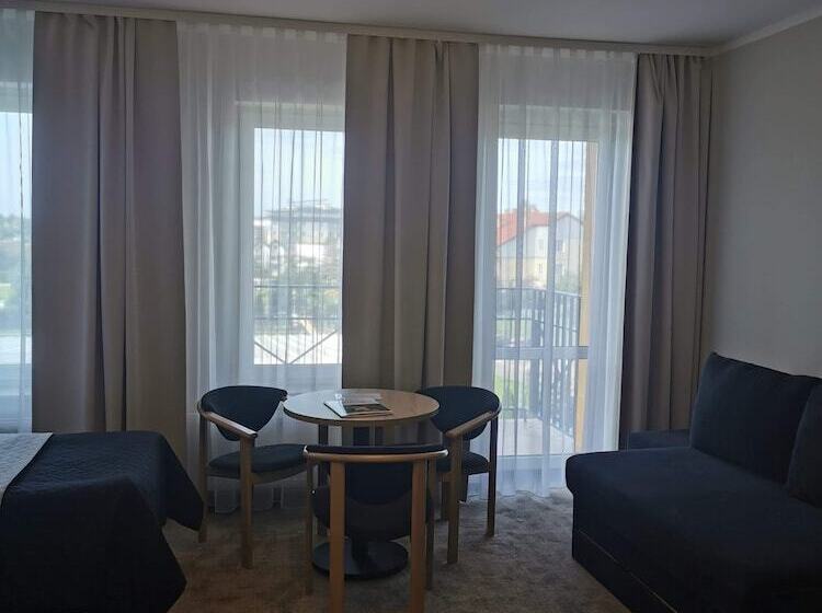 בית מלון כפרי Nat Sarbinowo