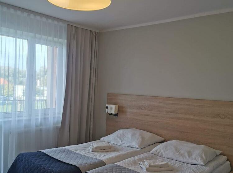 בית מלון כפרי Nat Sarbinowo