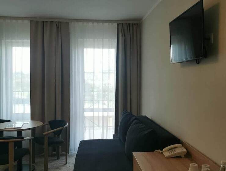 בית מלון כפרי Nat Sarbinowo