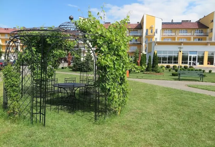 Hotelli Nat Sarbinowo