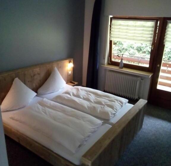 فندق Pension Orketal