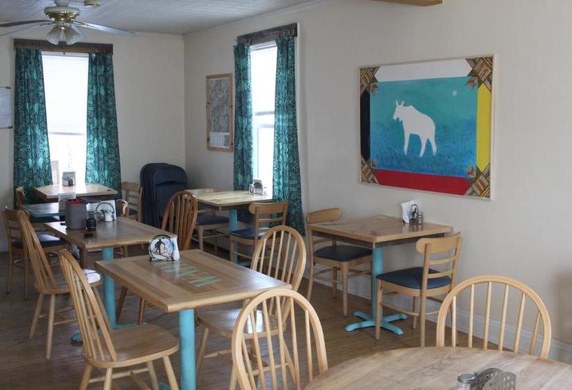 هتل White Mountains Hostel