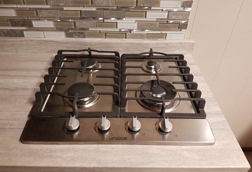 Holiday Motel & Rv Resort