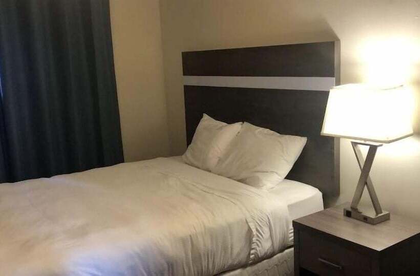 Holiday Motel & Rv Resort