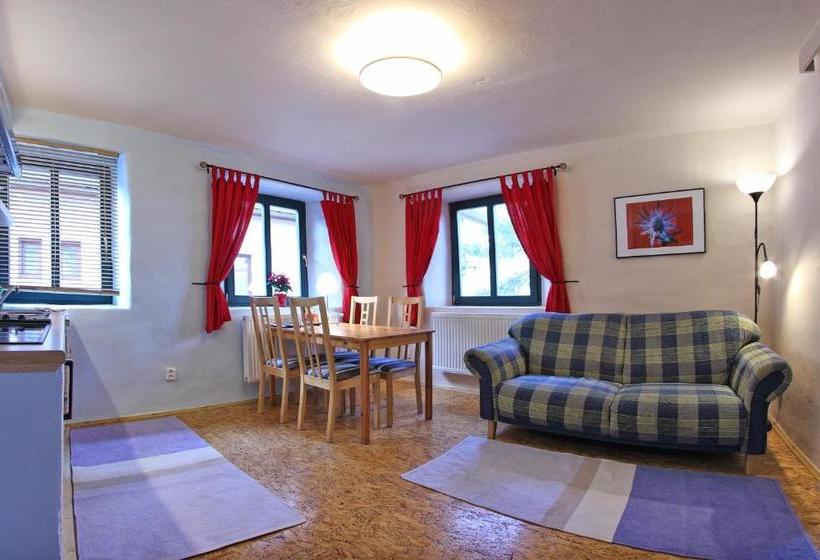 فندق Apartmany Milenium