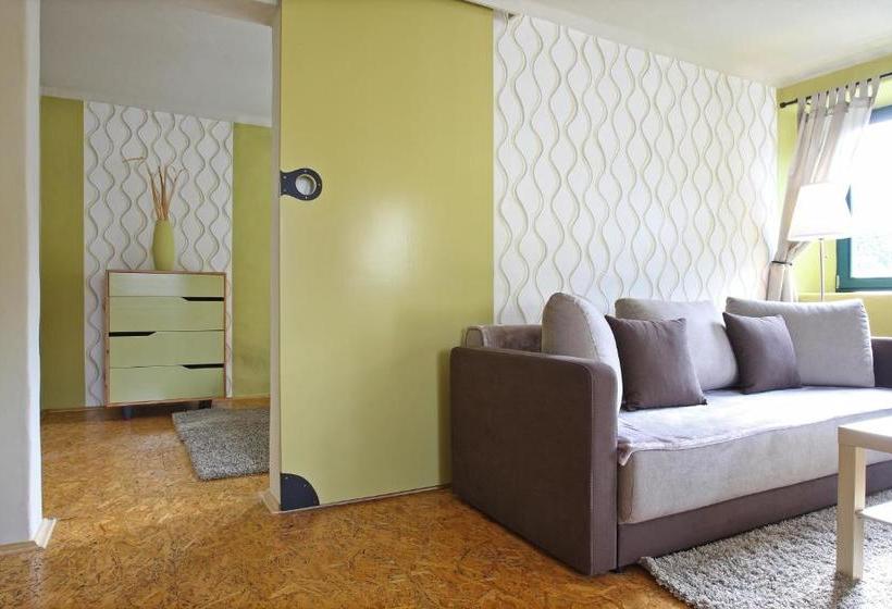 فندق Apartmany Milenium