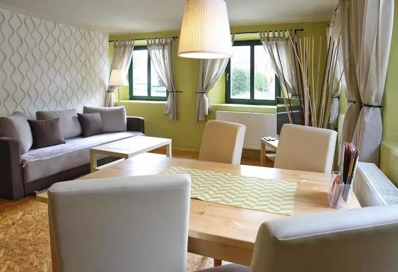 هتل Apartmany Milenium