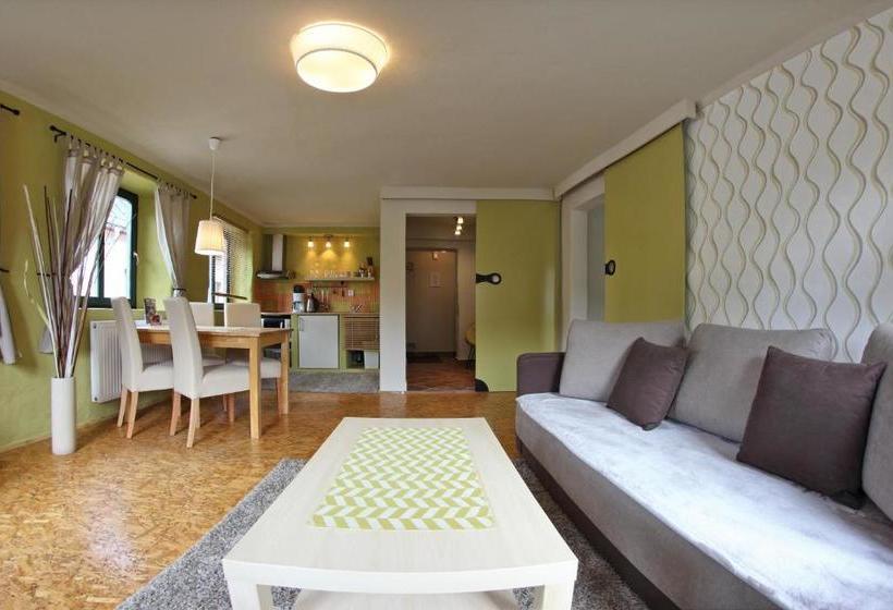 فندق Apartmany Milenium