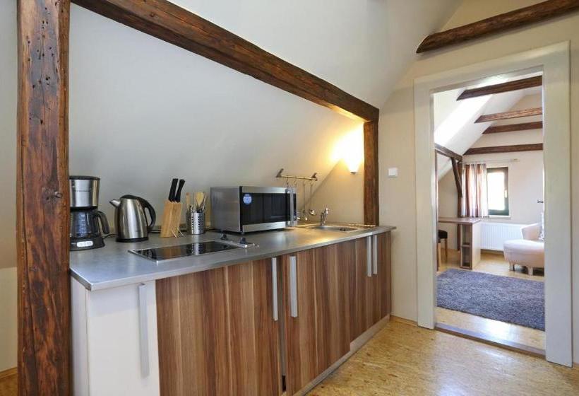 فندق Apartmany Milenium