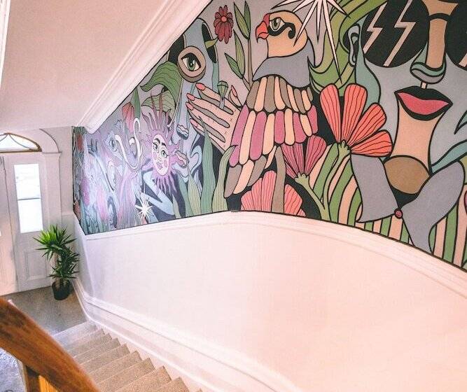 هتل Auberge De La Paix