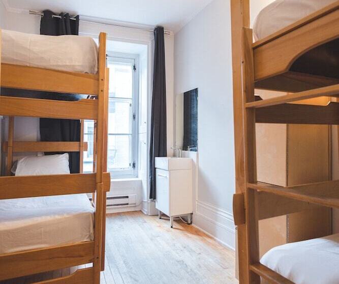 هتل Auberge De La Paix