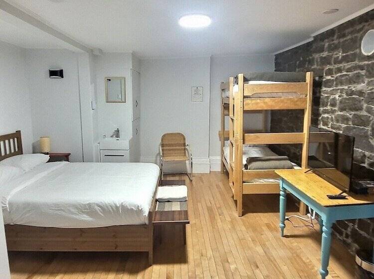 هتل Auberge De La Paix