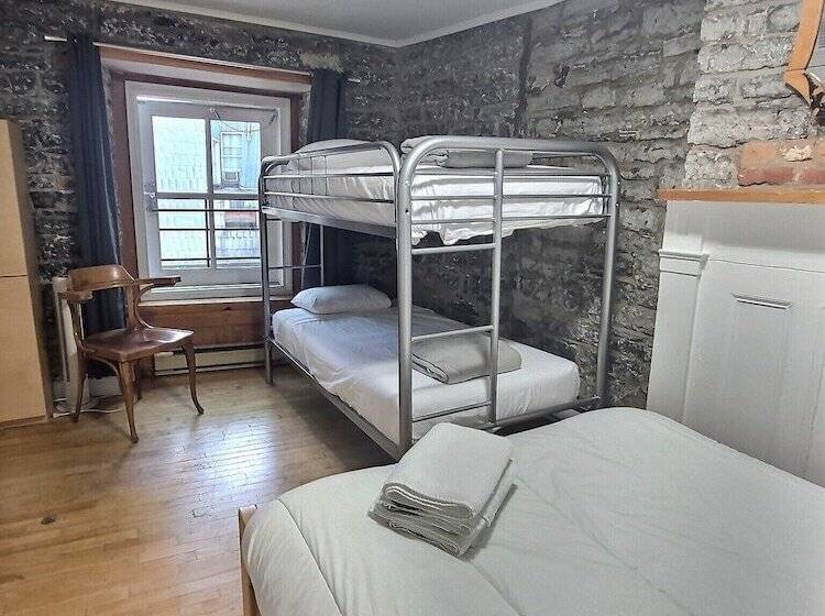 هتل Auberge De La Paix