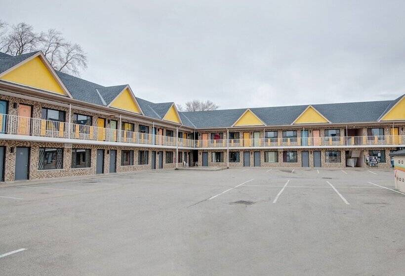 酒店 Blackstone Inn