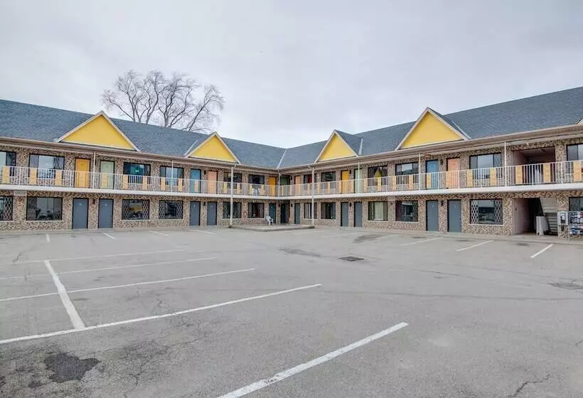 Hotelli Blackstone Inn