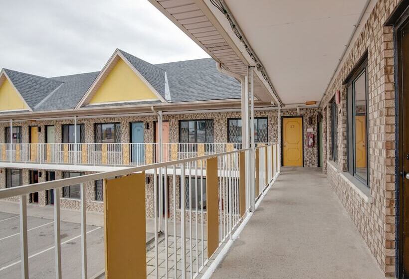 酒店 Blackstone Inn