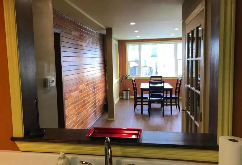 ホテル Downtown Executive Suites - Queens Road