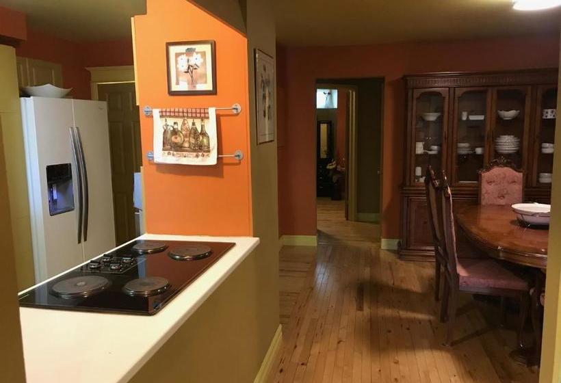 هتل Downtown Executive Suites - Queens Road