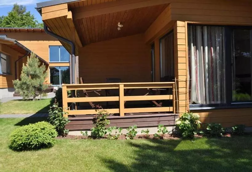 هتل Holiday Villa Palanga