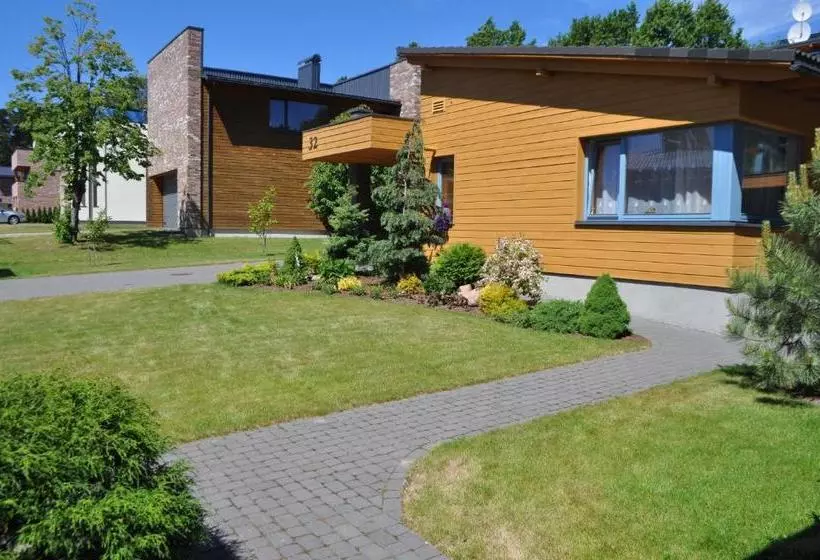 هتل Holiday Villa Palanga