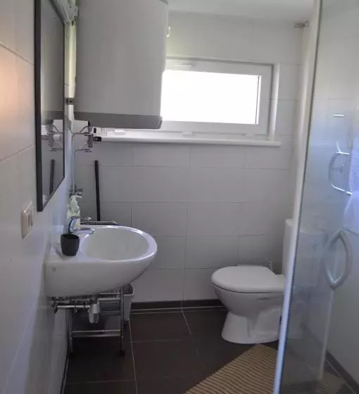 هتل Holiday Villa Palanga