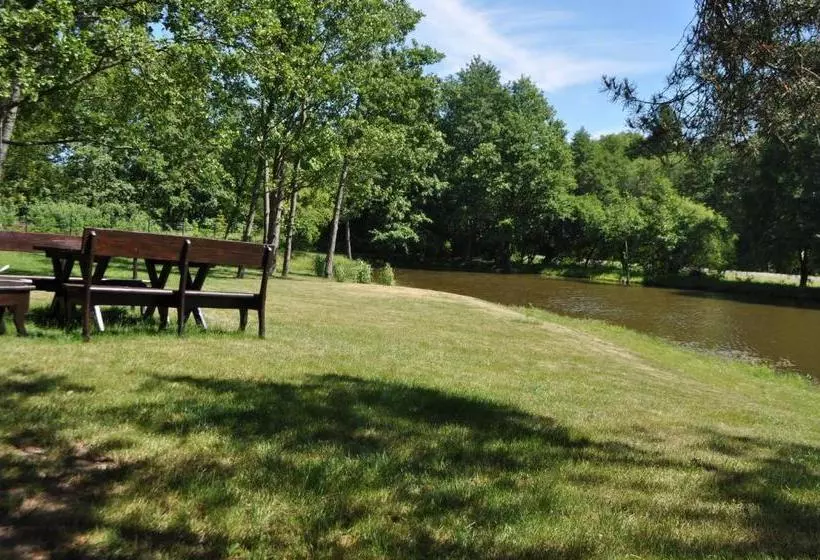 هتل Holiday Villa Palanga