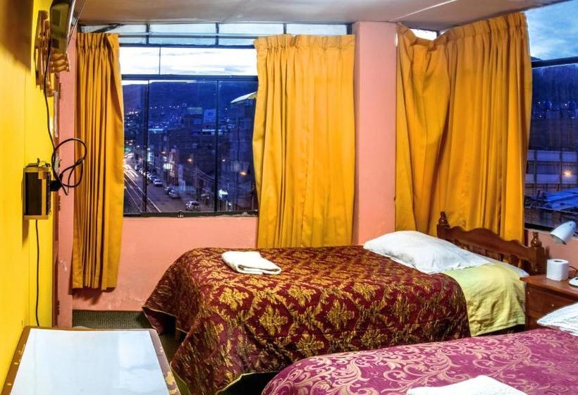 ホテル Hostal Virgen De Las Nieves