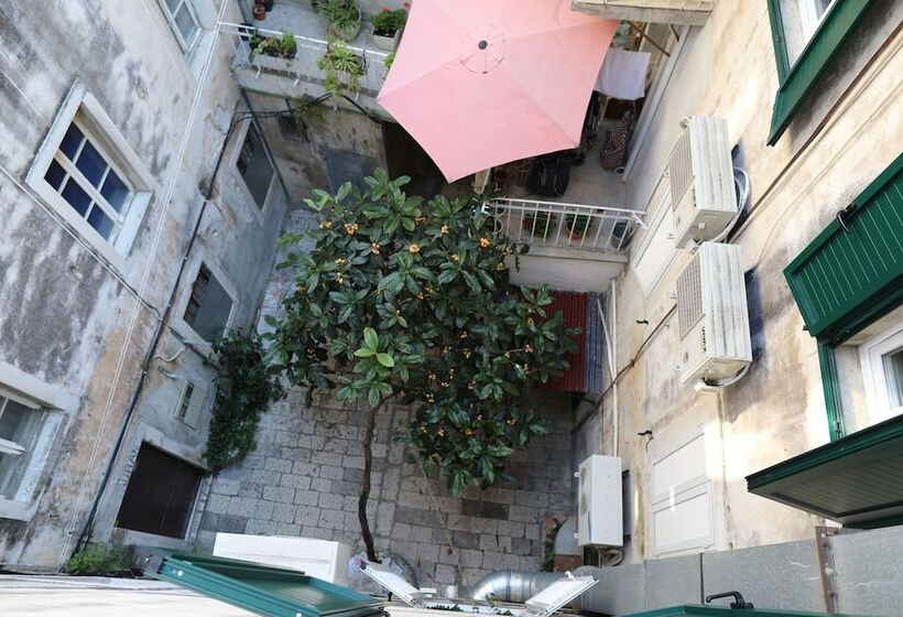 Hotel Malena Palace Experience