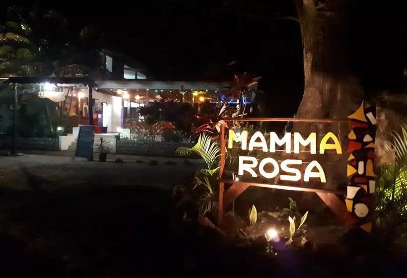 ホテル Mamma Rosa Apart
