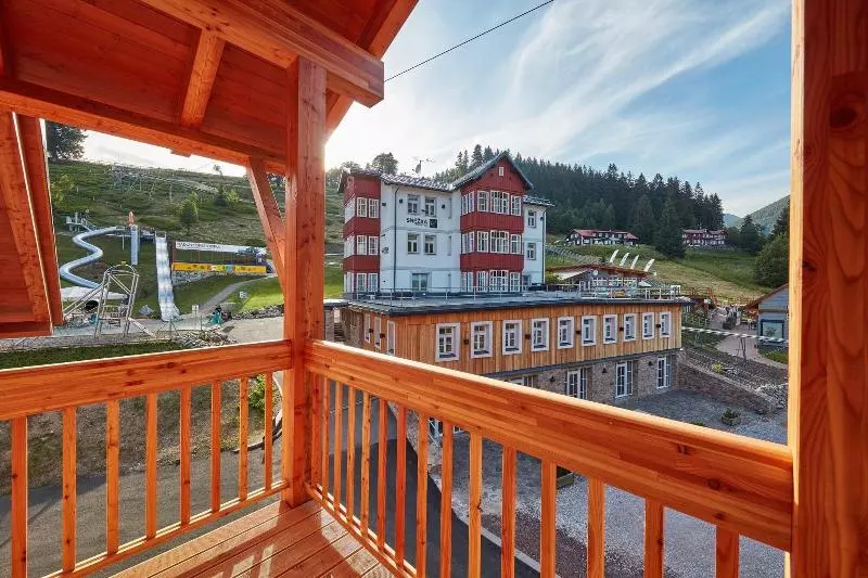 ホテル Snezka Residence