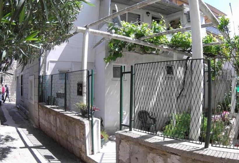 فندق Stipan Studio & Room