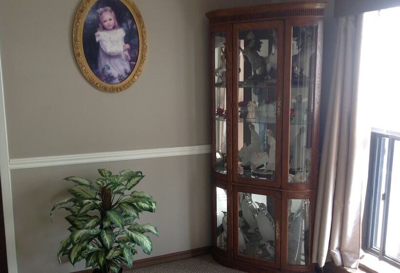 ホテル The Algonquin