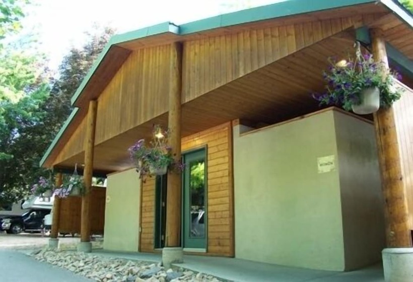 Hotel The Lakeside Resort