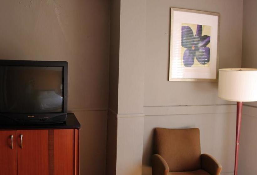 فندق Toronto Central