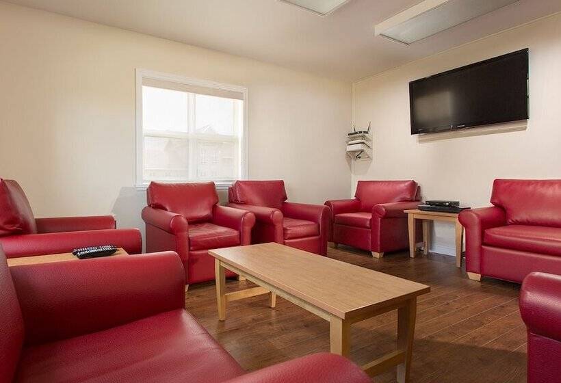 هتل Unb Saint John Summer