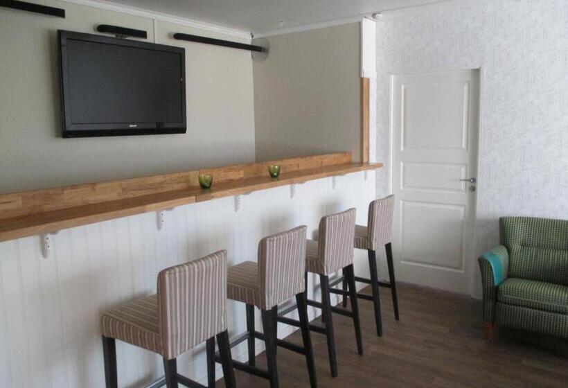 ホテル Vilan I Orbaden