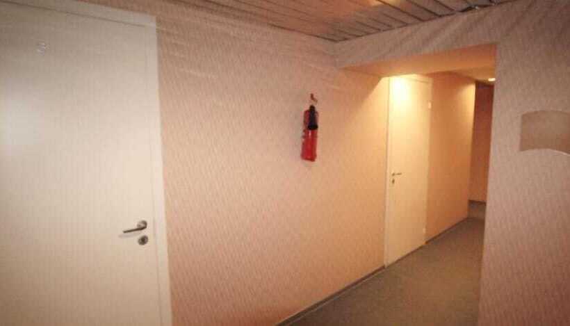 Lait Hotel On Bebelya