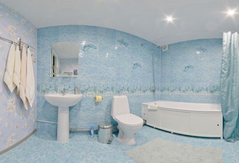 Lait Hotel On Bebelya