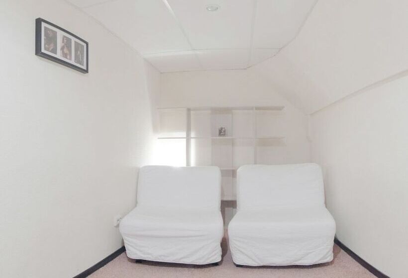 Lait Hotel On Bebelya