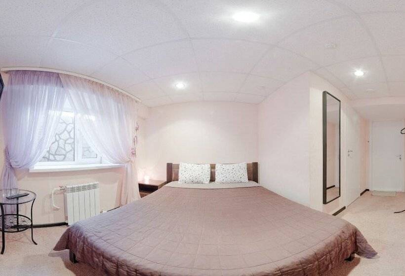 Lait Hotel On Bebelya