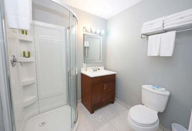 Wasaga Riverdocks Hotel Suites