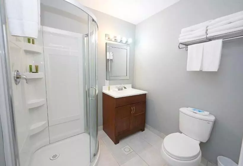 Wasaga Riverdocks Hotel Suites