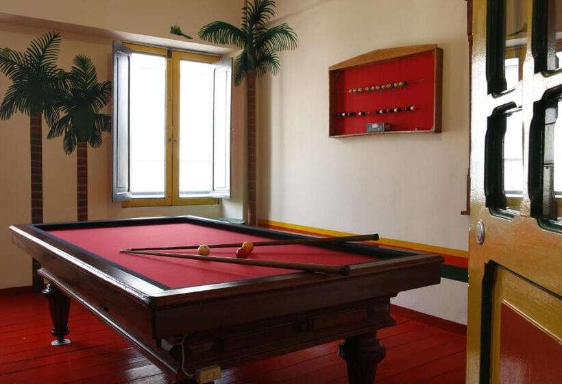 Общежитие Golden Frog Manizales