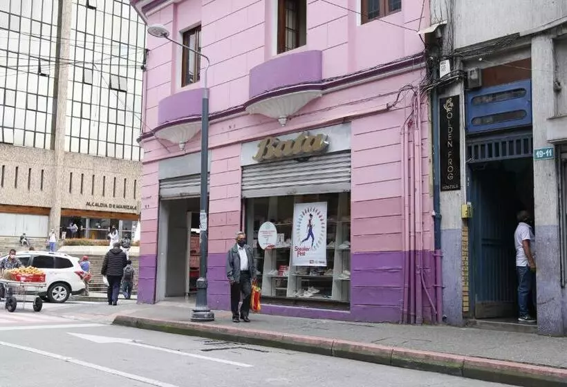 Retkeilymaja Golden Frog Manizales