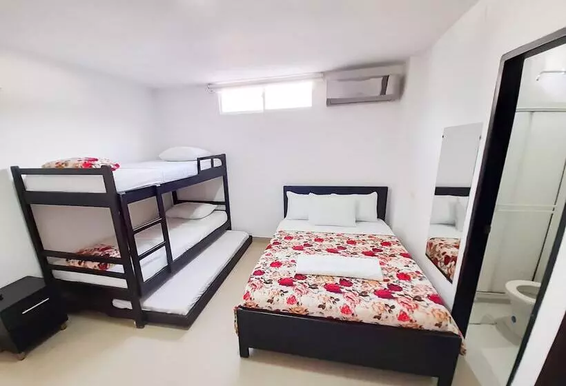 ユースホステル Hostal Viña Del Mar