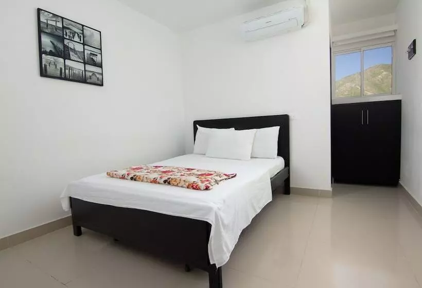 ユースホステル Hostal Viña Del Mar