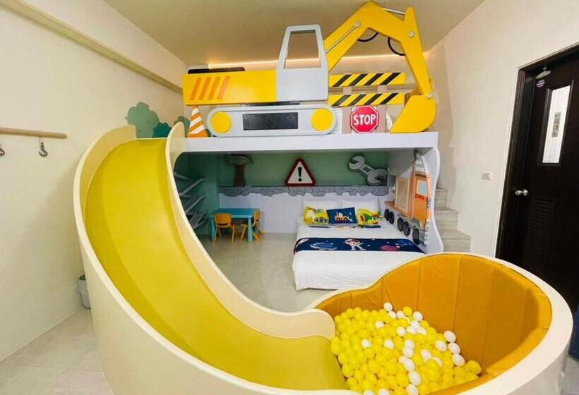 تختخواب و صبحانه 芹菜芋頭親子民宿