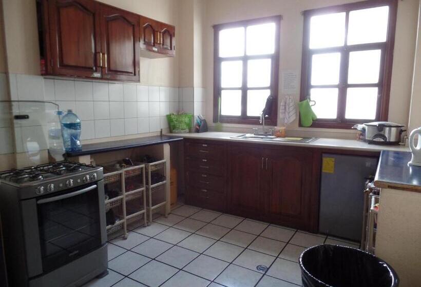 Hostel Revolution Quito