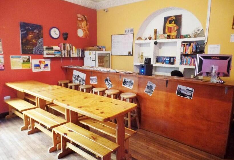 Hostel Revolution Quito
